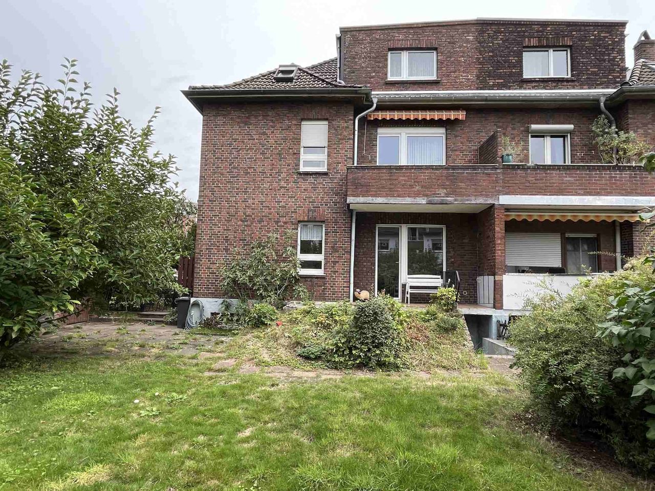 Großzügiges Haus in Moers-Asberg