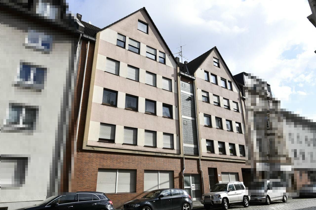 Duisburg Wanheimerort soll es sein! 
Helle, freundliche 2-Raum-Wohnung mit Balkon und Garage